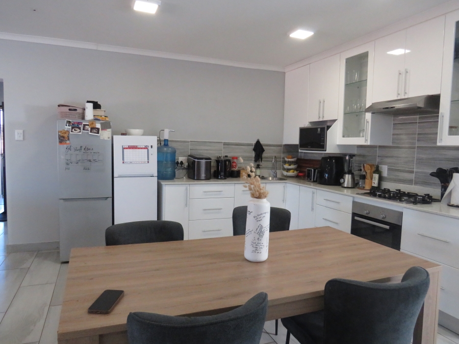 3 Bedroom Property for Sale in Emerald Heights Eastern Cape